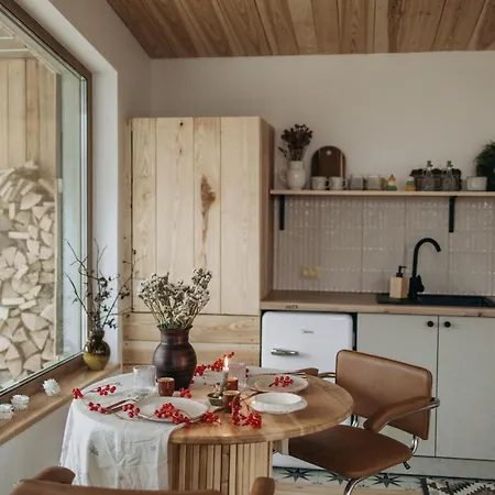 Дом отдыха гірські будиночки