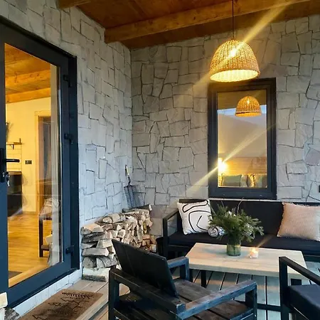 гірські будиночки Holiday home Zhdeniievo